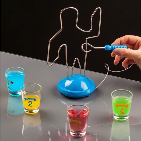 Buzz Man Drinking Game, 4 players, New in box never opened. - Picture 2 of 5